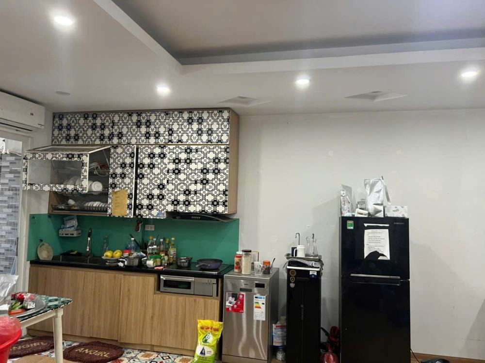 Căn Hộ 70m² Full Nội Thất, Giá Chỉ 2.7 Tỷ Tại Khu 6, B1.4 Hà Nội