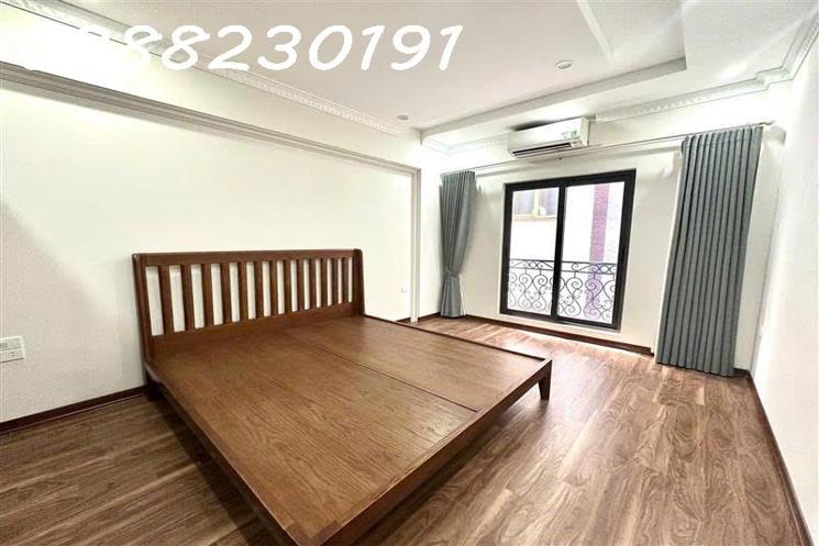 Bán nhà ngọc lâm long biên 32m2 5 tầng xây mới full nội thất giá nhỉnh 5 tỷ