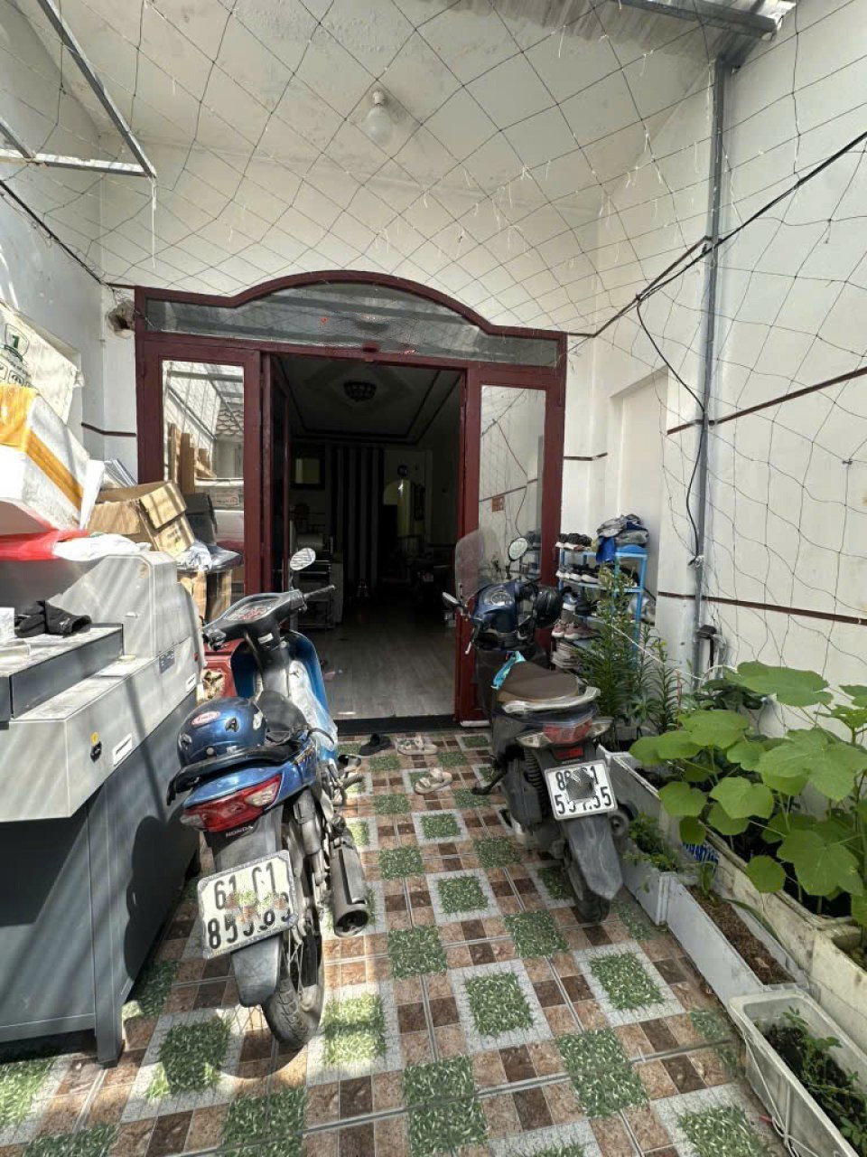 Nhà Mặt Tiền Trung Mỹ Tây 3, Quận 12 - 95m2, 2 Tầng, Ô Tô Né