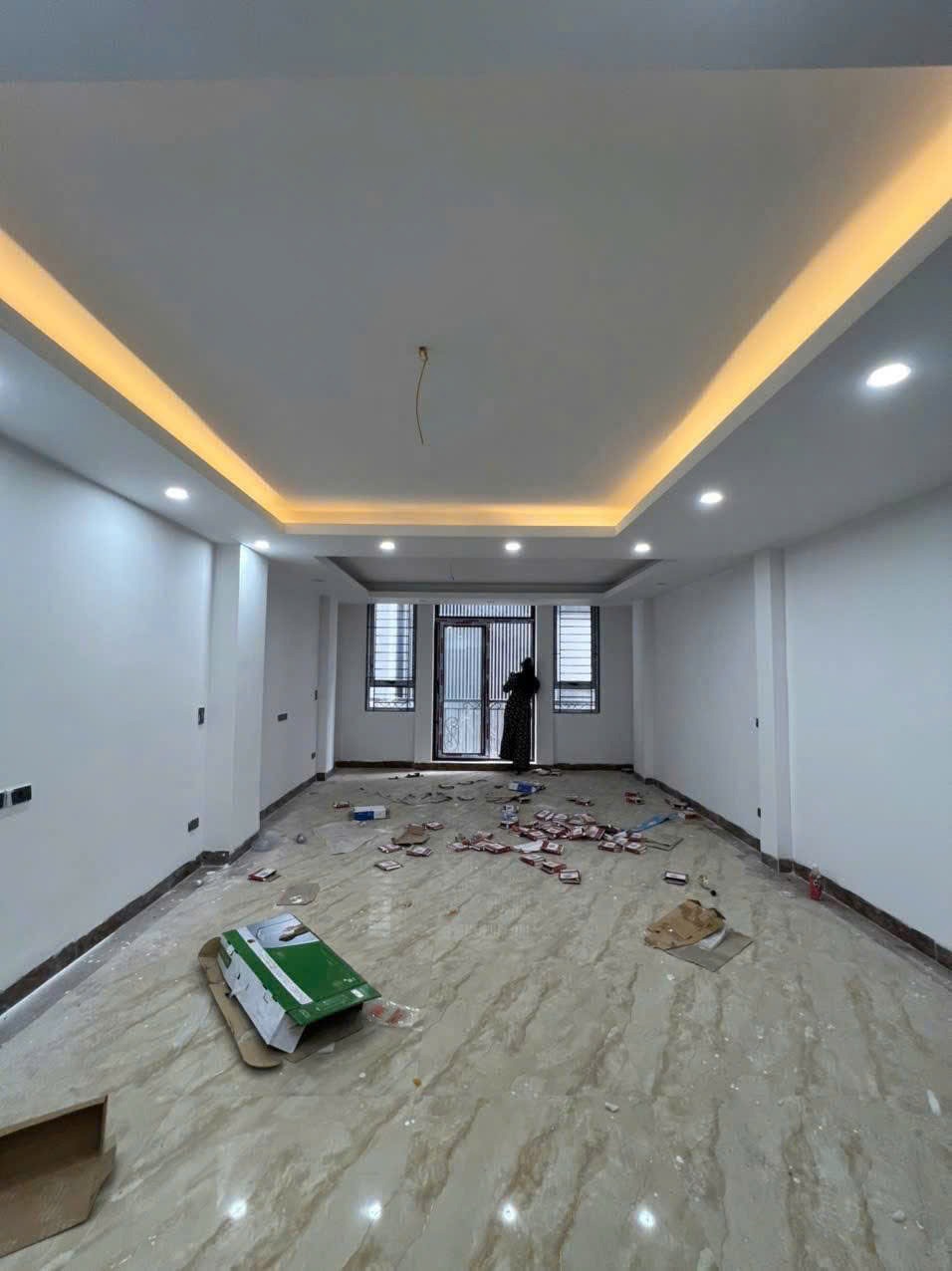 Bán nhà ngõ Vũ Tông Phan, Thanh Xuân - 50m², 7 tầng, Mặt tiền 4.8m - Giá 16 tỷ