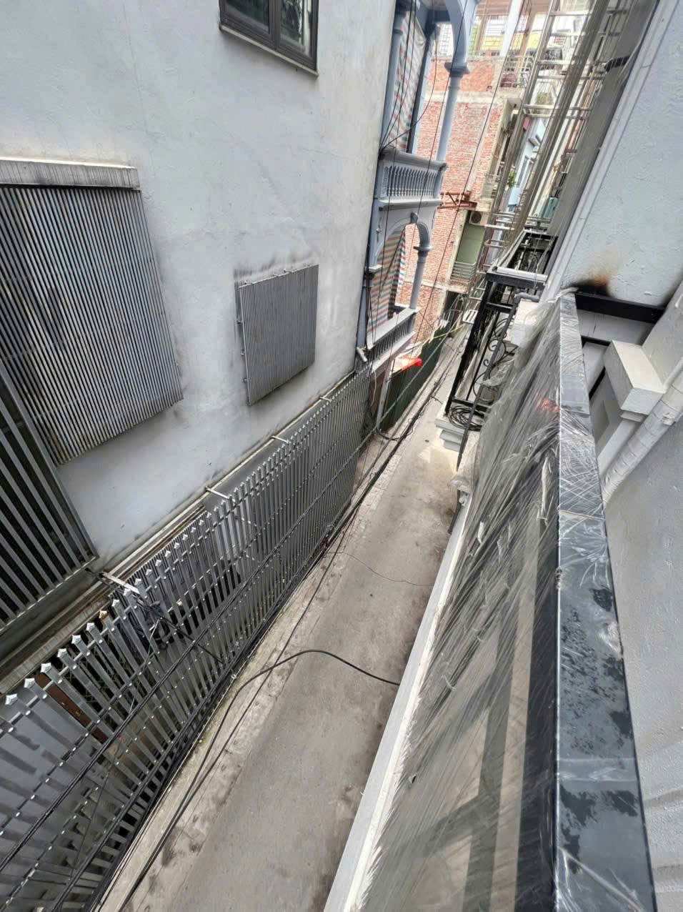 Bán nhà ngõ Vũ Tông Phan, Thanh Xuân - 50m², 7 tầng, Mặt tiền 4.8m - Giá 16 tỷ