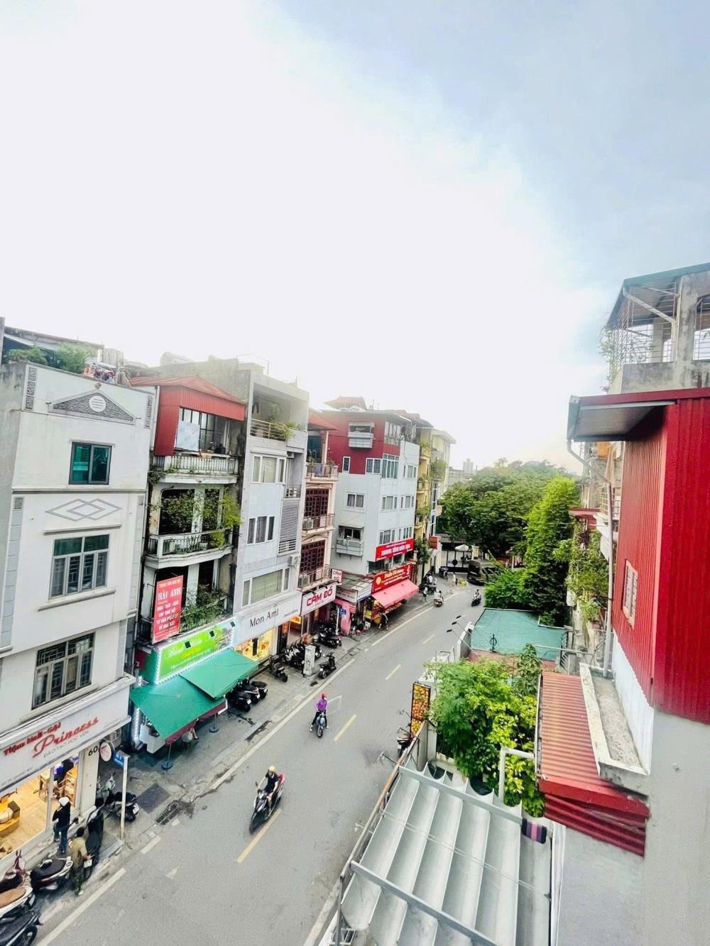 Bán nhà mặt phố Tạ Quang Bửu, 29-33m², 4 tầng, MT 3.9m - Giá 13.5 tỷ