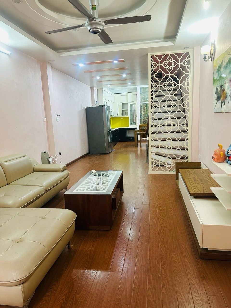 Bán nhà Phú Diễn 47m2 x 4 Tầng, Giá 11.7 Tỷ - Ô Tô Vào Cửa