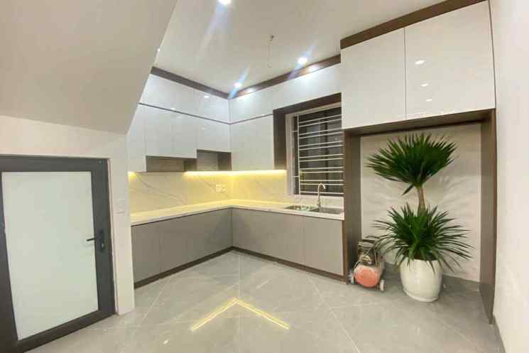 Bán nhà Hoàng Mai 55m, 6 tầng thang máy, ô tô ngủ trong nhà, 10m ra phố, đỉnh của đỉnh, xứng tầm