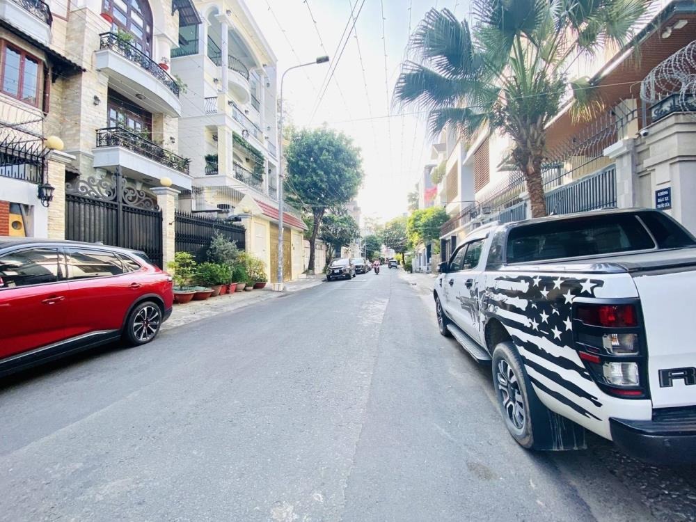 Bán Biệt Thự Mặt Tiền Đường Hoa Phan Xích Long, Phú Nhuận - 73 Tỷ