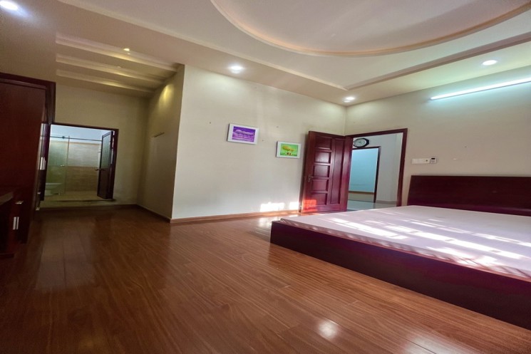 Bán nhà Đường Sơn Kỳ, Tân Phú - DT 158m2, Ngang 13m - Dòng tiền 25 triệu