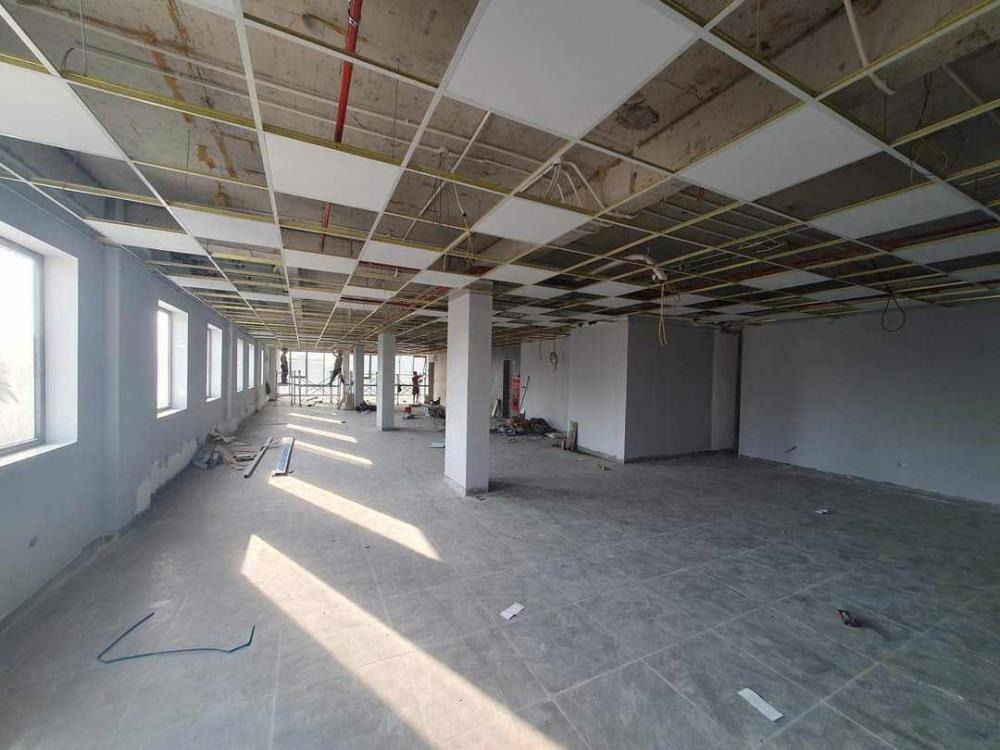 Bán tòa nhà 10 tầng, 310m2 mặt phố Vũ Tông Phan - Vị trí Vip, View Sông