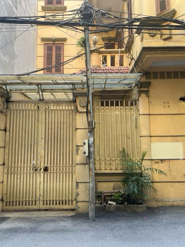 Bán nhà Xuân Thủy, Cầu Giấy - 50m² - 21 tỷ - Vị trí đắc địa, 2 mặt thoáng