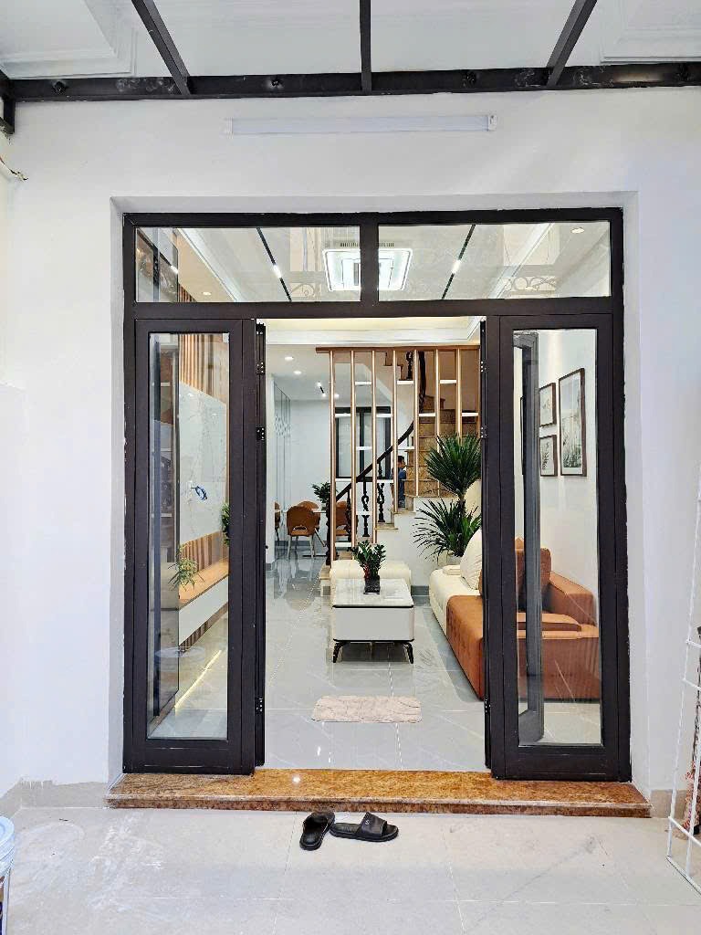 🏡 Nhà Đẹp Giá Tốt - Vị Trí Đắc Địa, Gần Ô Tô, Trường Chợ