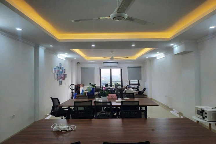 CẦN BÁN GẤP LÔ PHÚ DIỄN MẶT ĐƯỜNG TÒA VĂN PHÒNG 8 TẦNG THANG MÁY CÓ HẦM  VỈA HÈ OTO - NHÀ XÂY CỰC