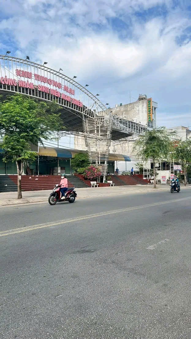 Bán nhà mặt tiền Thủ Đức - 128m2 - Giá 7 tỷ (TL)
