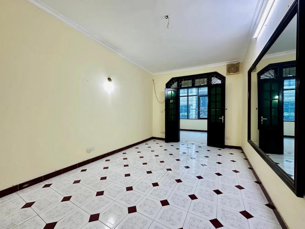 🏡 Bán Nhà Phố Trường Chinh - Ngã Tư Sở - Ô Tô Tránh - 91m² - 4 Tầng - Giá 25.9 Tỷ