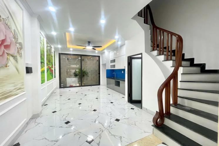 BÁN NHÀ PHÂN LÔ NGỌC HỒI – Ô TÔ NGỦ TRONG NHÀ – 60M2 THANG MÁY