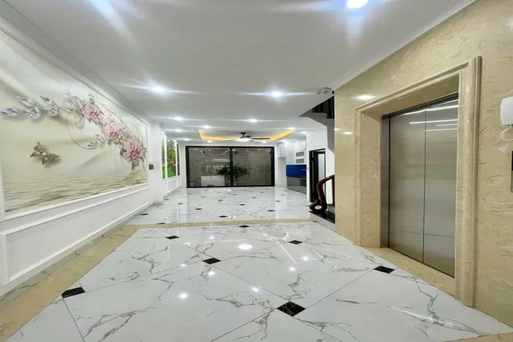 BÁN NHÀ PHÂN LÔ NGỌC HỒI – Ô TÔ NGỦ TRONG NHÀ – 60M2 THANG MÁY