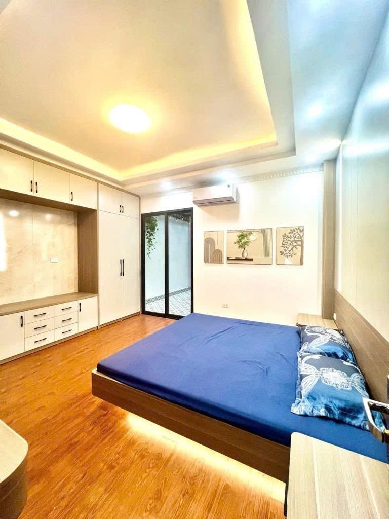 Bán nhà Tôn Thất Tùng, Đống Đa - 50m2, 5 tầng - Gần Đại Học Y