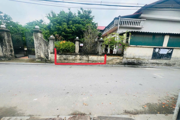 BÁN ĐẤT CỰ KHỐI - LONG BIÊN - CHỈ HƠN 6 TỶ