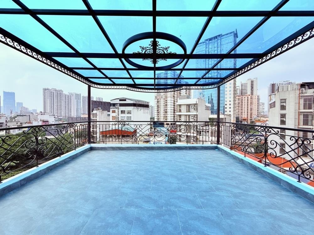 🏠 Nhà 8 Tầng, Thang Máy, 43m² Khuất Duy Tiến - Giá Tốt!