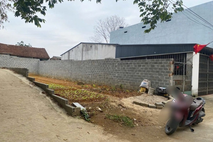 SIÊU PHẨM TRỤC CHÍNH KINH DOANH 99,8M TẠI ĐÔNG YÊN-QUỐC OAI-HÀ NỘI SIÊU PHẨM TRỤC CHÍNH KINH DOANH 99,8M TẠI ĐÔNG YÊN-QUỐC OAI-HÀ NỘI