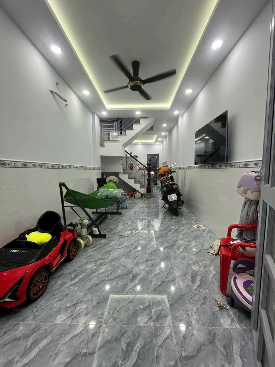 Nhà Mới Đẹp 1 Lầu, Đường Ô Tô, Tân Hiệp, Gần Chợ Hóc Môn - 1 Tỷ 650 Triệu