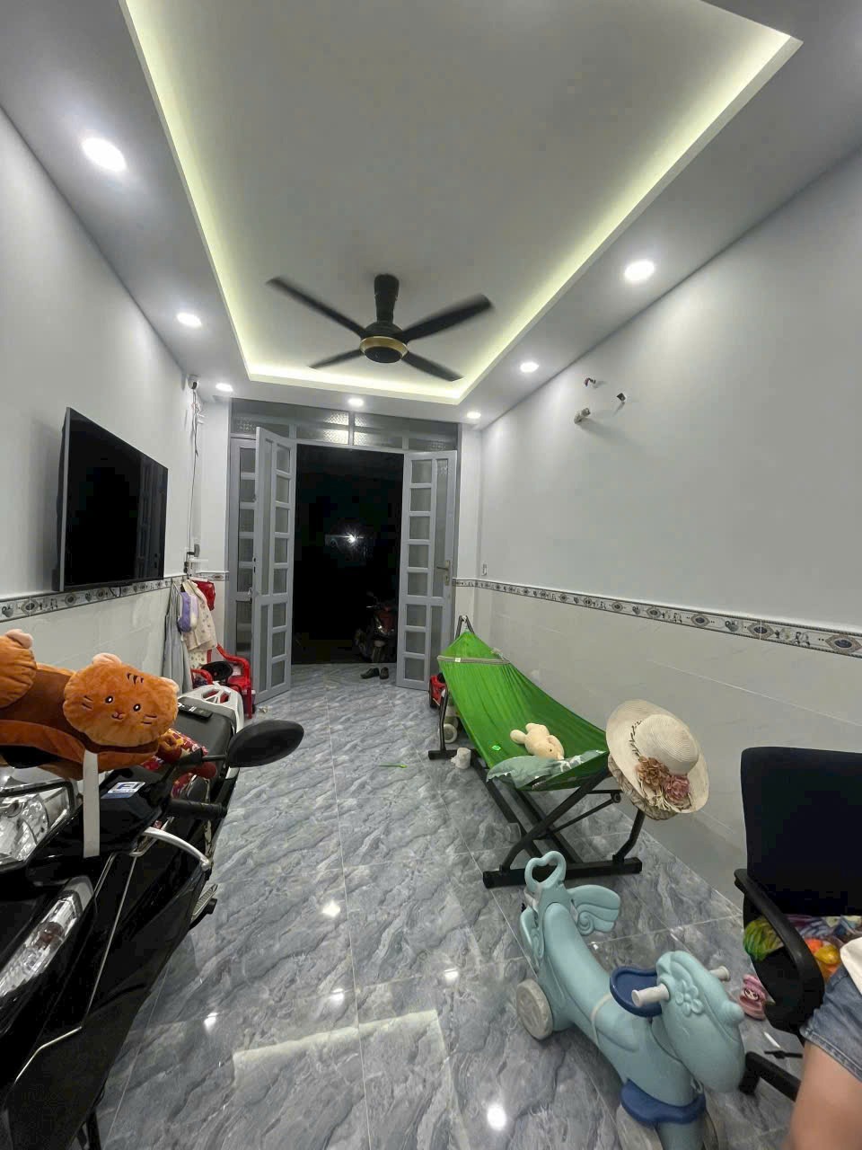 Nhà Mới Đẹp 1 Lầu, Đường Ô Tô, Tân Hiệp, Gần Chợ Hóc Môn - 1 Tỷ 650 Triệu