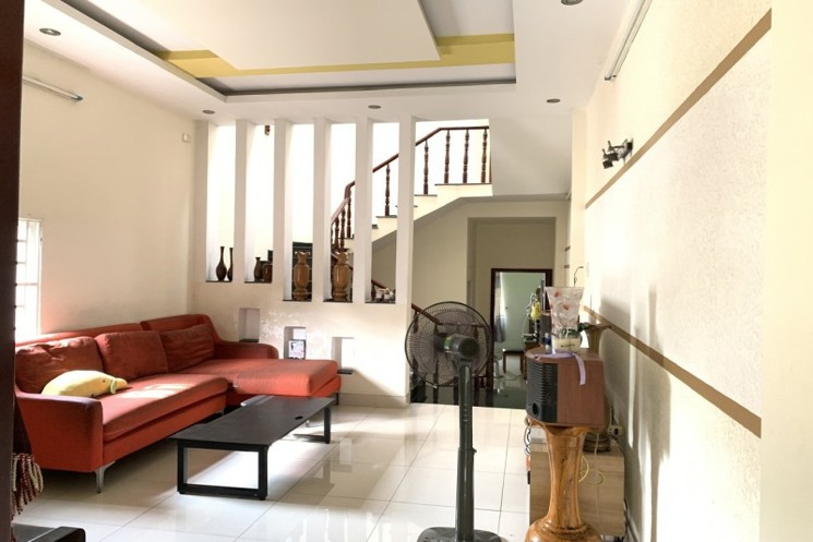 Bán nhà mặt phố, đường Số 12, Phường Phước Long, TP HCM, DT 94m2, 3 tầng, SH, 10.7 tỷ