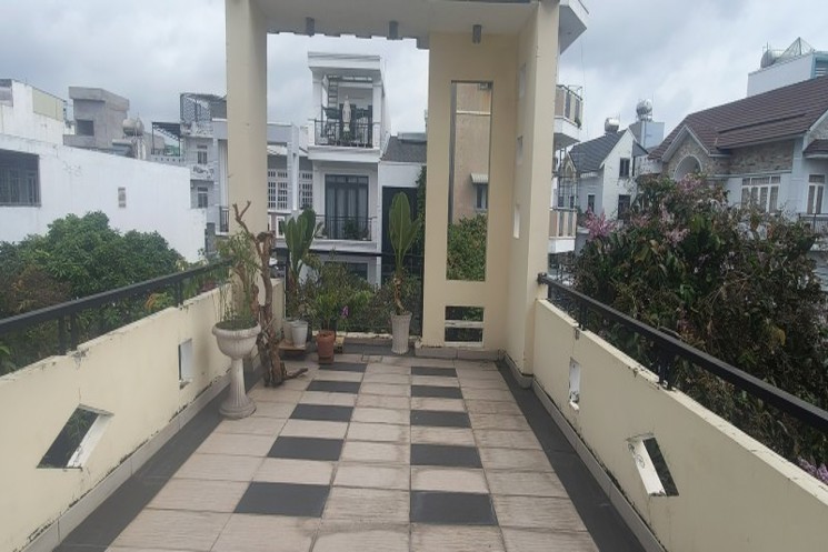 Bán nhà mặt phố, đường Số 12, Phường Phước Long, TP HCM, DT 94m2, 3 tầng, SH, 10.7 tỷ