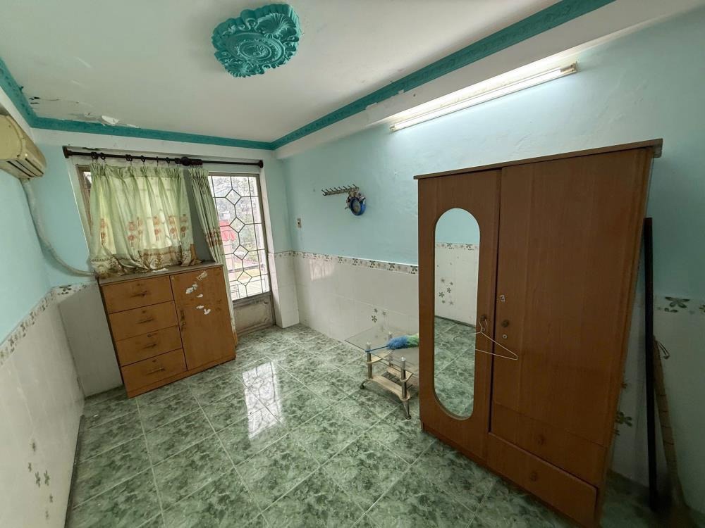 Bán Nhà 4 Tầng Ngô Quyền Quận 10 - Vị Trí Đắc Địa, Giá Tốt