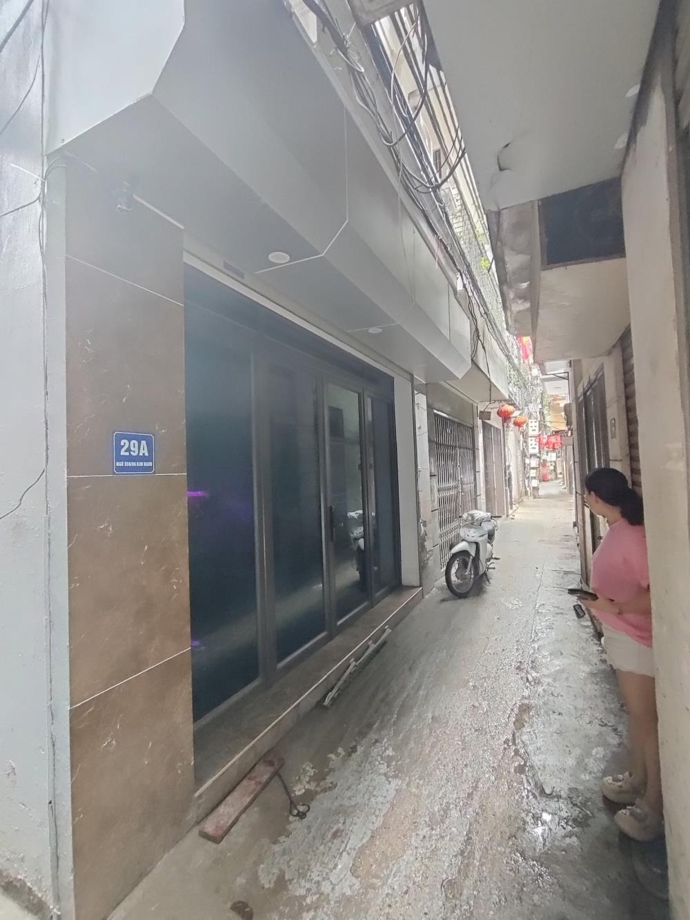 Bán gấp nhà Kim Ngưu 30m2, Ô tô tránh, Hai thoáng, Giá 5.6 tỷ