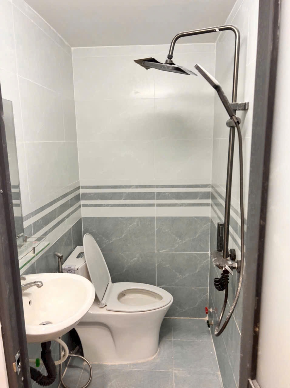 Nhà Hẻm Liên Khu 4-5 Bình Hưng Hòa B: 2PN, 2WC, 2.95 Tỷ