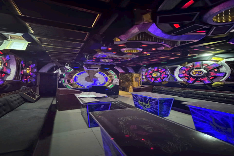 BÁN NHÀ KARAOKE NGƯNG HOẠT ĐỘNG – 255M² – TRUNG TÂM DĨ AN – GIÁ 18 TỶ
