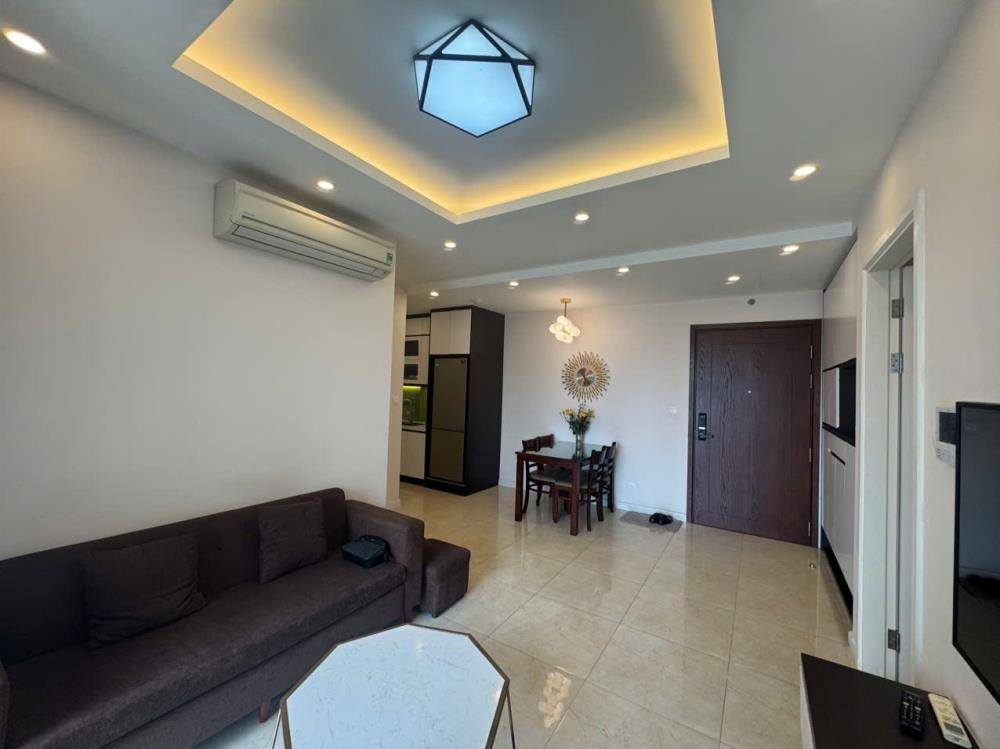 Bán Căn Hộ Vinhomes D’Capitale 2PN 73m² Full Nội Thất - Giá 7.6 Tỷ