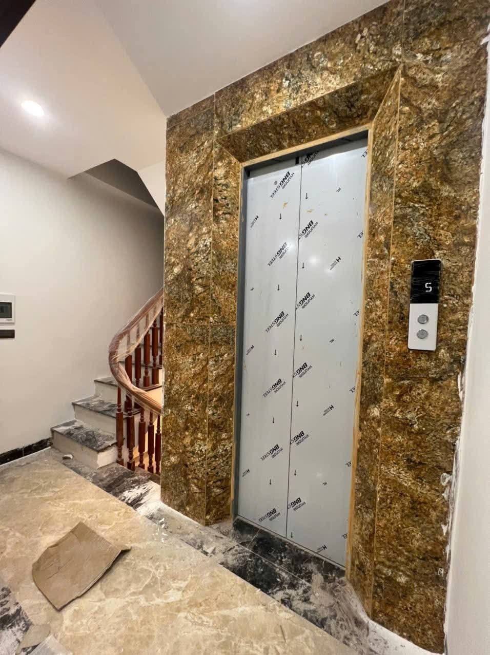 Bán nhà mặt ngõ Vũ Tông Phan, Thanh Xuân - 50m2x7 tầng, thang máy, ô tô, kinh doanh - 15.8 tỷ