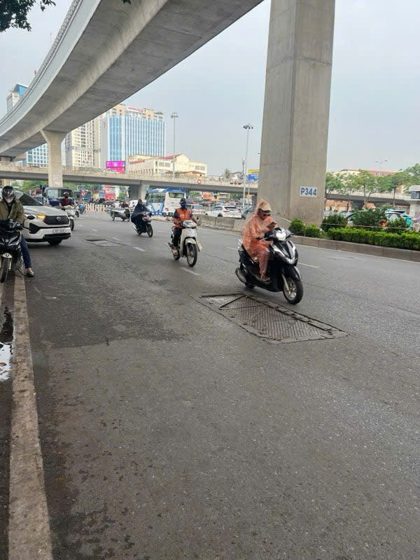 Bán nhà mặt phố Cầu Giấy - Vị trí Vàng, Kinh Doanh Đỉnh Cao