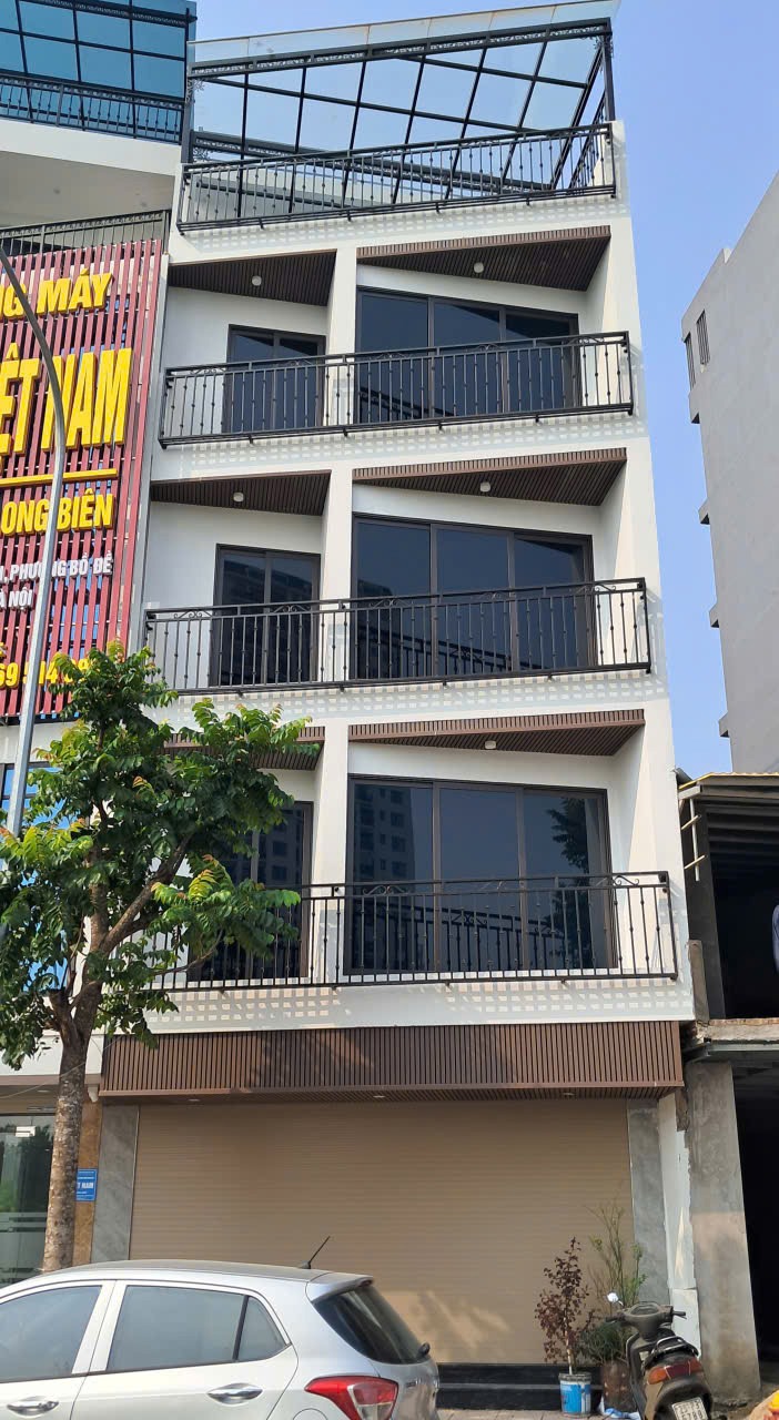 Cho Thuê Nhà Mặt Tiền Hồng Tiến, Bồ Đề - 100m2, 6 Tầng, Thang Máy