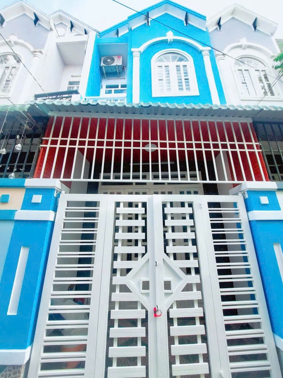 Bán Gấp Nhà Sổ Riêng Hóc Môn - Giá Chỉ 689 Triệu