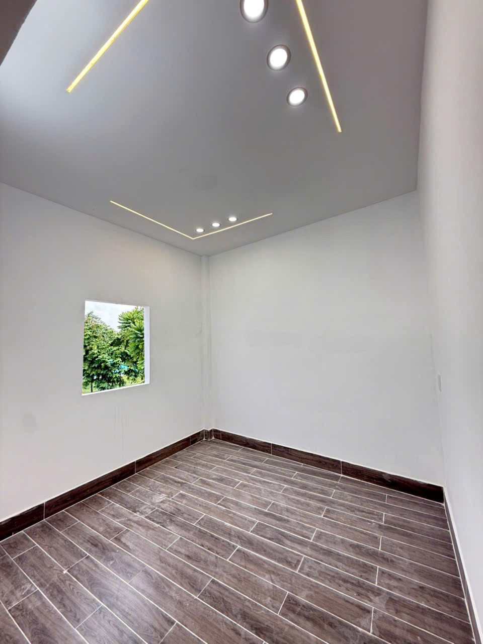 Bán Gấp Nhà Sổ Hồng Riêng Hóc Môn - Giá Chỉ 849 Triệu