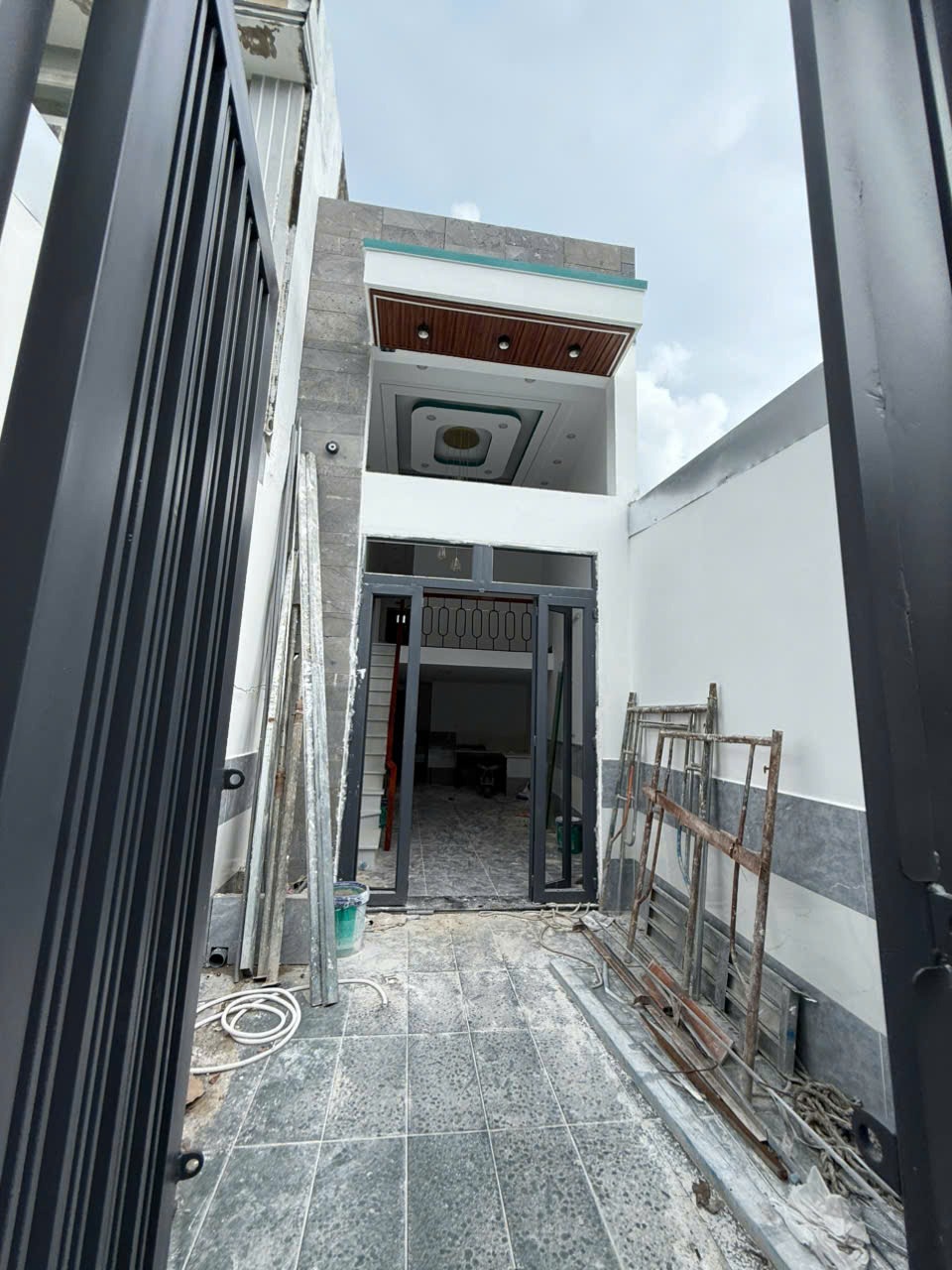 Bán Gấp Nhà Sổ Hồng Riêng Hóc Môn - Giá Chỉ 849 Triệu