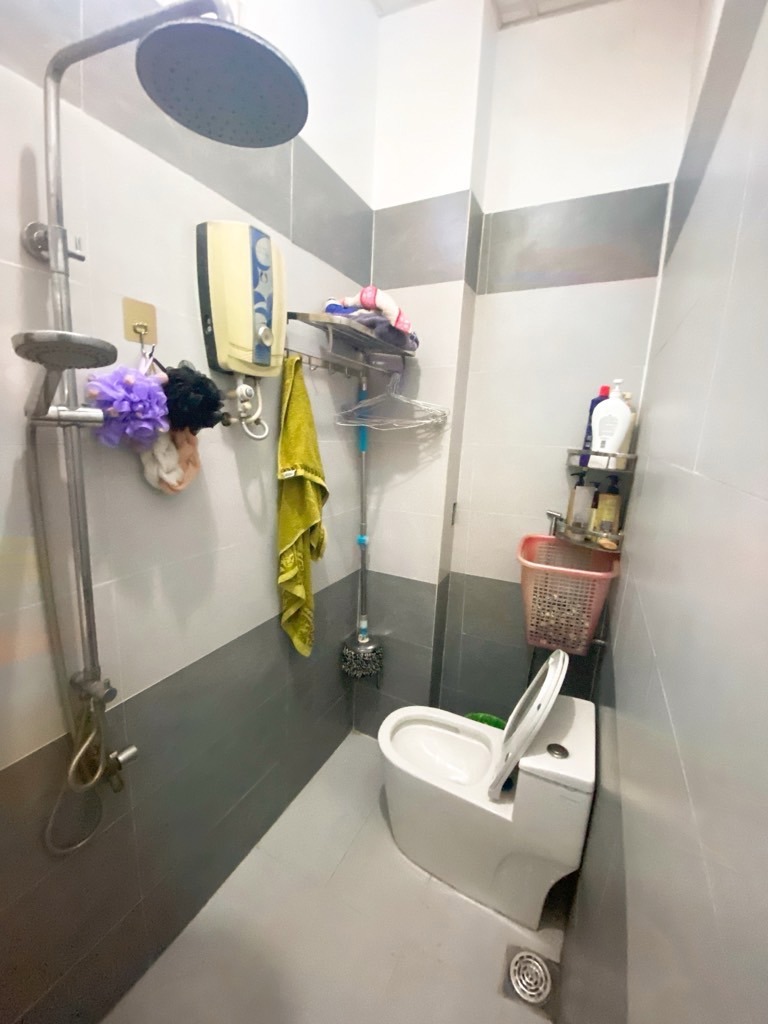 Nhà 5 Tầng Quận 6 - 65m2 - 7PN - Kinh Doanh - Giá Tốt
