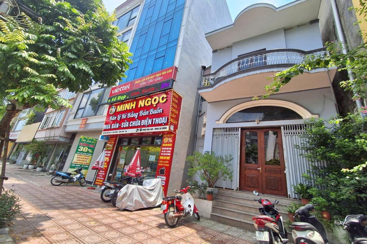 BÁN NHÀ MẶT PHỐ NGÔ GIA TỰ,  VỈA HÈ ĐÁ BÓNG, KINH DOANH ĐỈNH - LONG BIÊN HÀ NỘI