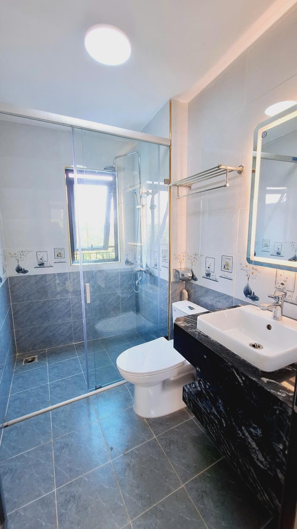 Bán Nhà 5 Tầng Mới Xây, Vị Trí Biên Giang, Hà Đông - Giá Tốt