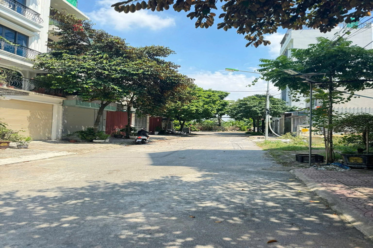BÁN ĐẤT ĐẸP CỰ KHỐI LONG BIÊN HÀ NỘI