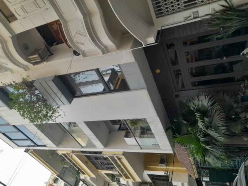 Bán nhà phố Nguyễn Công Hoan, Ba Đình - 39m2, 5 Tầng, Ô Tô Tránh