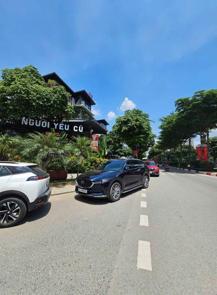 Nhà Xuân Đỉnh Bắc Từ Liêm: 33-35m², 5 Tầng, Mặt Tiền 3.8m - 7.68 Tỷ