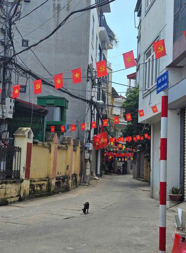 Nhà Xuân Đỉnh Bắc Từ Liêm: 33-35m², 5 Tầng, Mặt Tiền 3.8m - 7.68 Tỷ