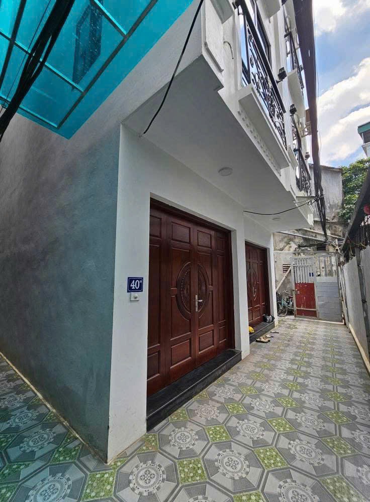Nhà Xuân Đỉnh Bắc Từ Liêm: 33-35m², 5 Tầng, Mặt Tiền 3.8m - 7.68 Tỷ