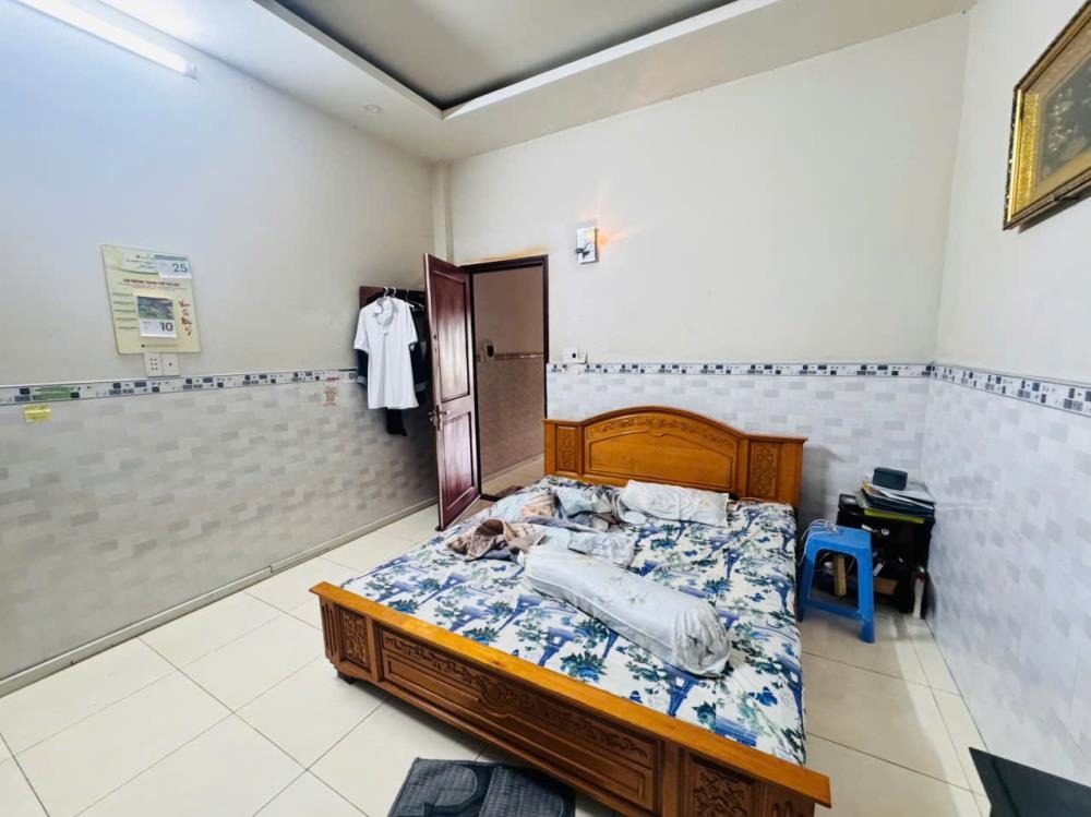 Bán nhà hoàn công 3 tầng, hẻm xe hơi, đường 11 Linh Xuân, Thủ Đức - Giá 9 tỷ TL