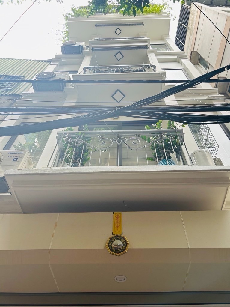 Bán nhà mặt phố lô góc, 5 tầng, thang máy, full nội thất tại Hai Bà Trưng