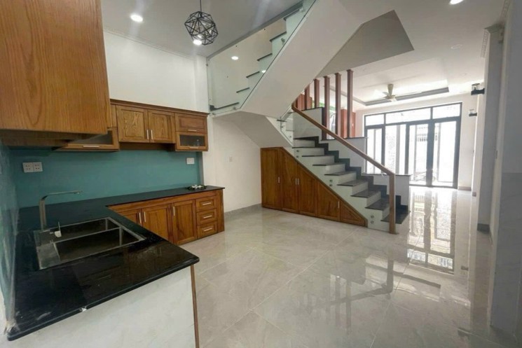 Bán nhà 3 tầng, DT 58 m2,  đường Số 2, Tăng Nhơn Phú, TP HCM. Sổ hồng, 6.39 tỷ