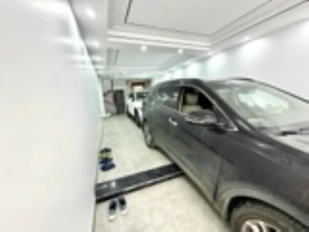 Nhà Mặt Phố Phương Mai 69m2, Vỉa Hè, Kinh Doanh, 35 Tỷ