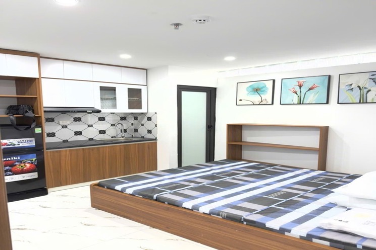Cần bán căn hộ dịch vụ 80m 6 tầng CCMN thang máy, dòng tiền đỉnh ngay Học viện Nông nghiệp, PCCC